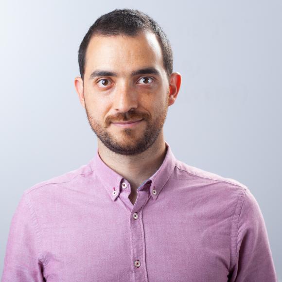 <strong>Luis Martínez</strong>