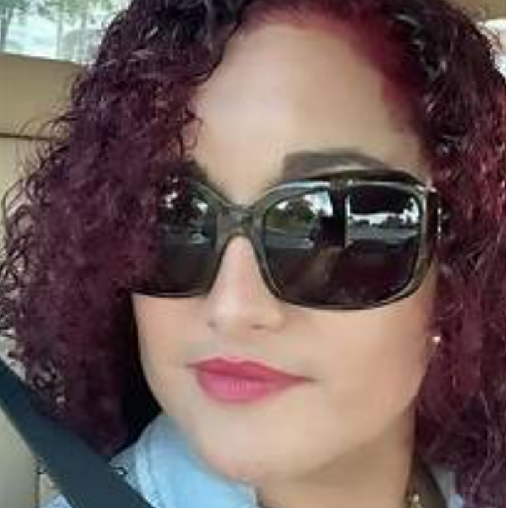 <strong>Yanelis Pérez – Santiago: RD</strong>